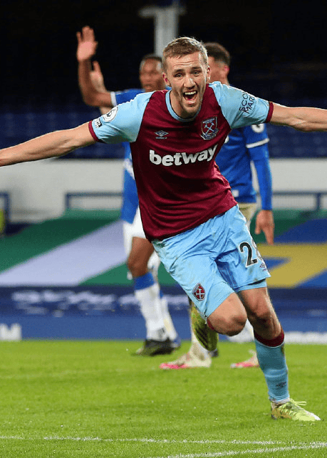 包含埃弗顿客场击败西汉姆联，表现抢眼的词条