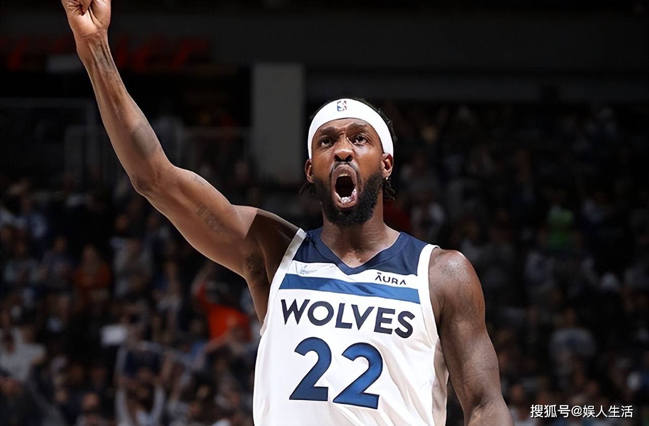 包含精神领袖发挥作用,球队士气高涨稳坐榜首!的词条 包含精神领袖发挥作用,球队士气高涨稳坐榜首!的词条