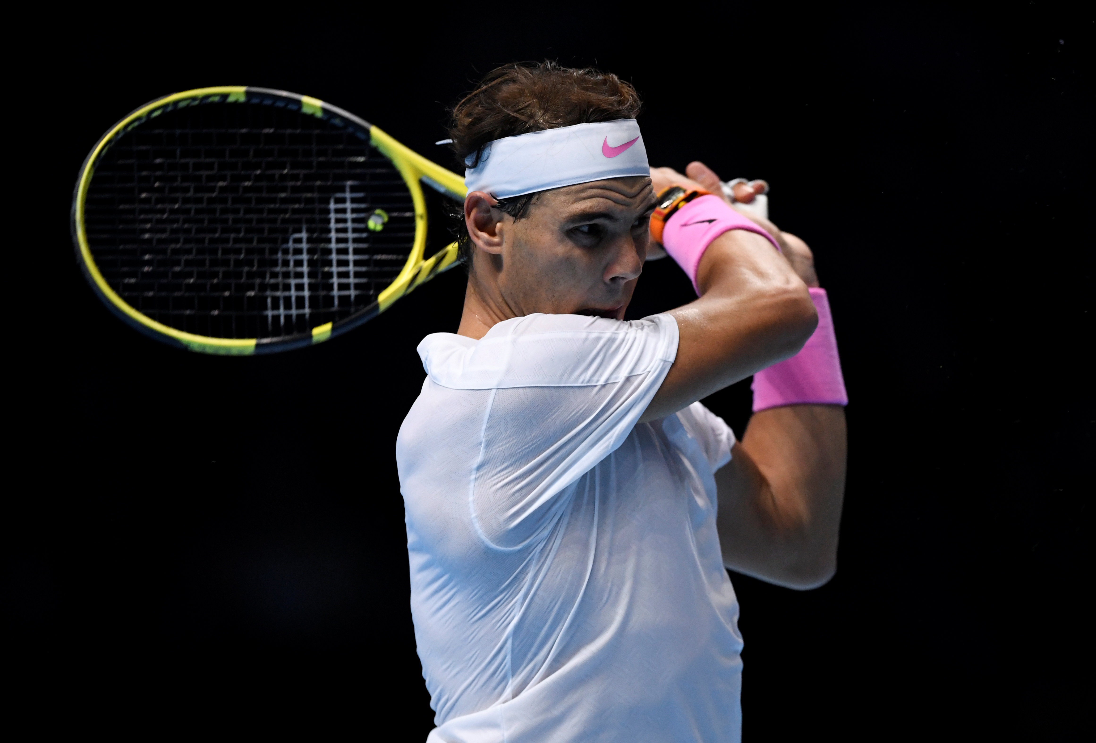 包含ATP总决赛逆转年终总决赛，纳达尔关键制胜的词条