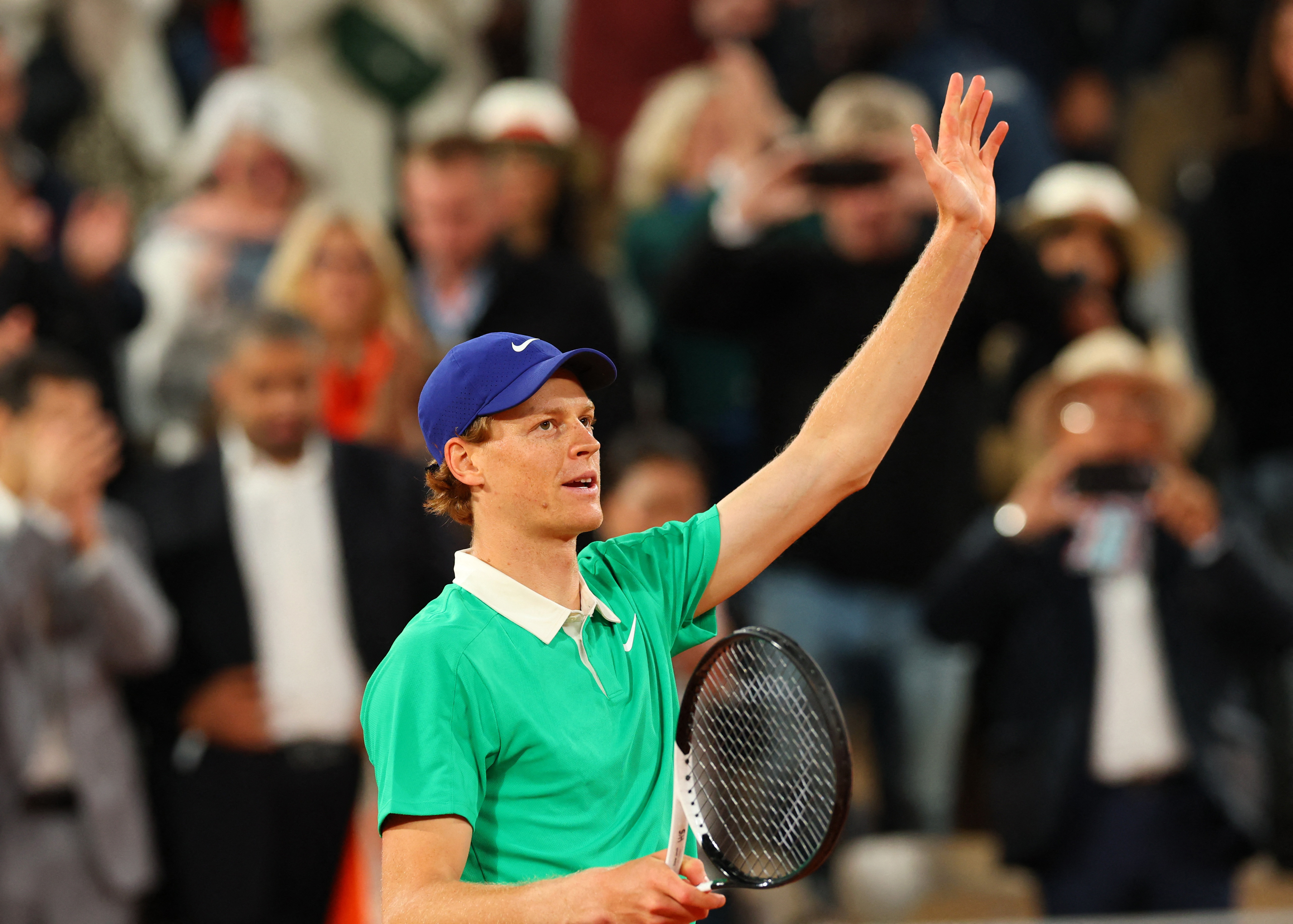 法网力克澳网,辛纳刷新纪录 法网力克澳网,辛纳刷新纪录