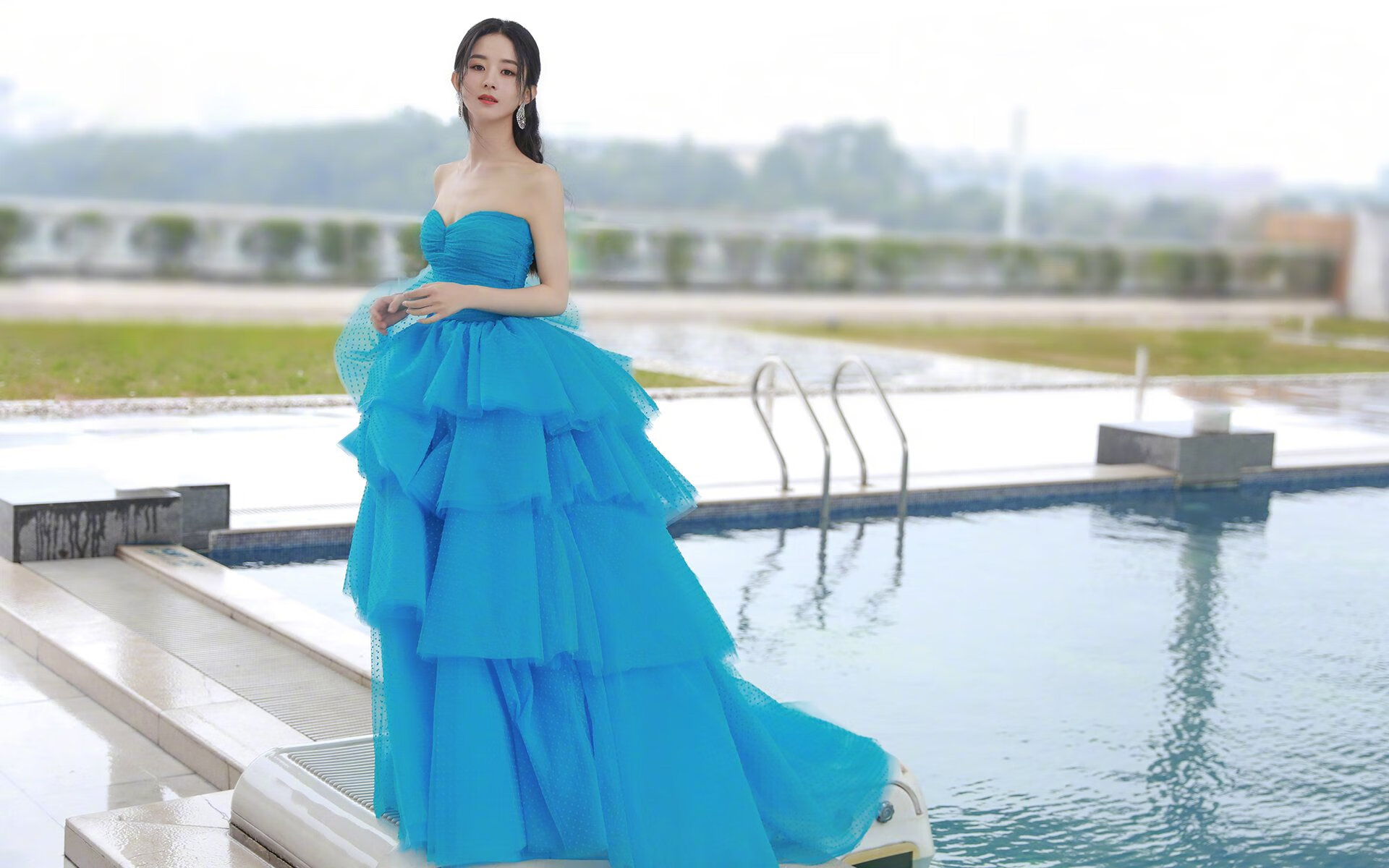 1.动态新闻式,锋刃出鞘!摩纳哥客场2-1力克瑞士劲旅,迪亚斯两度手术刀助攻主宰战局