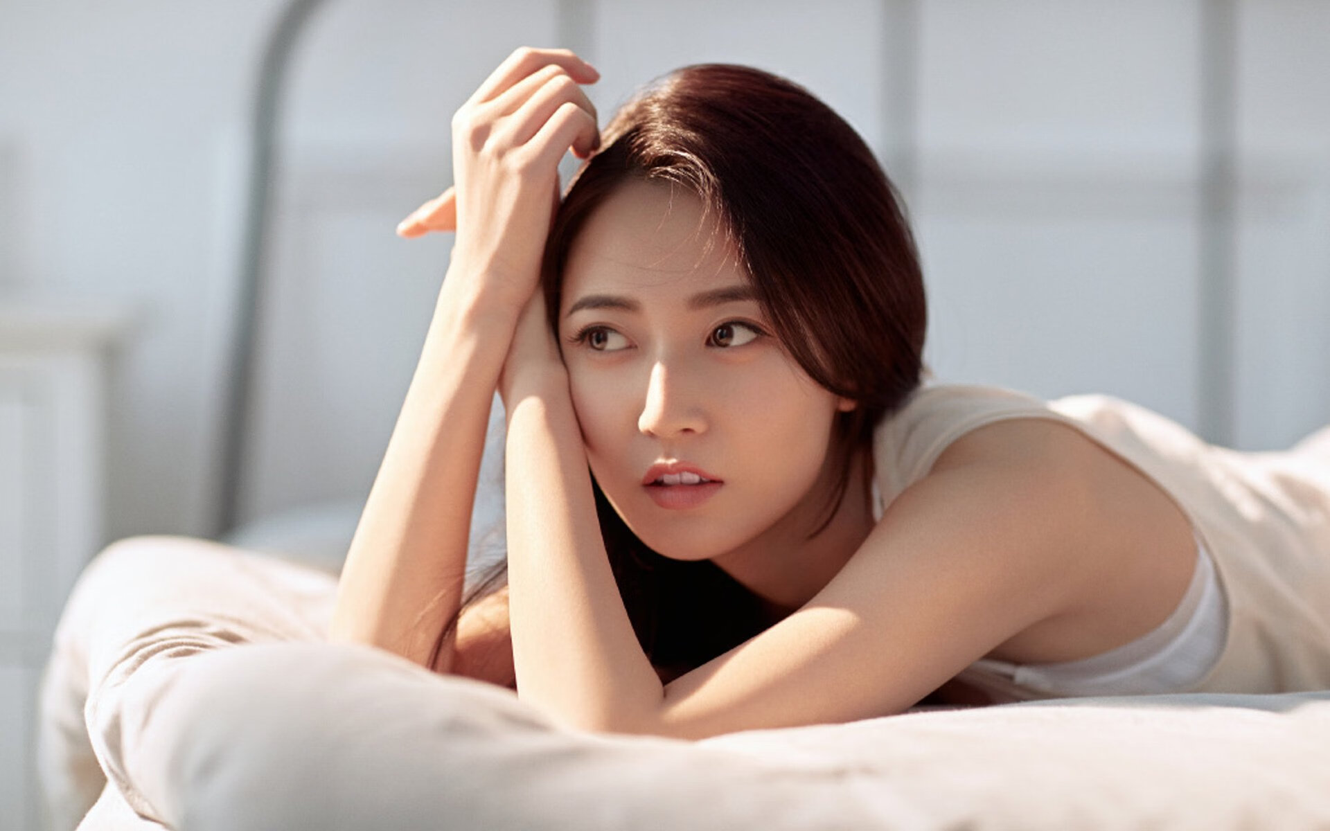 锁死布克+关键补篮!戈贝尔连得7分扭转乾坤,尼克斯强势晋级静待强敌