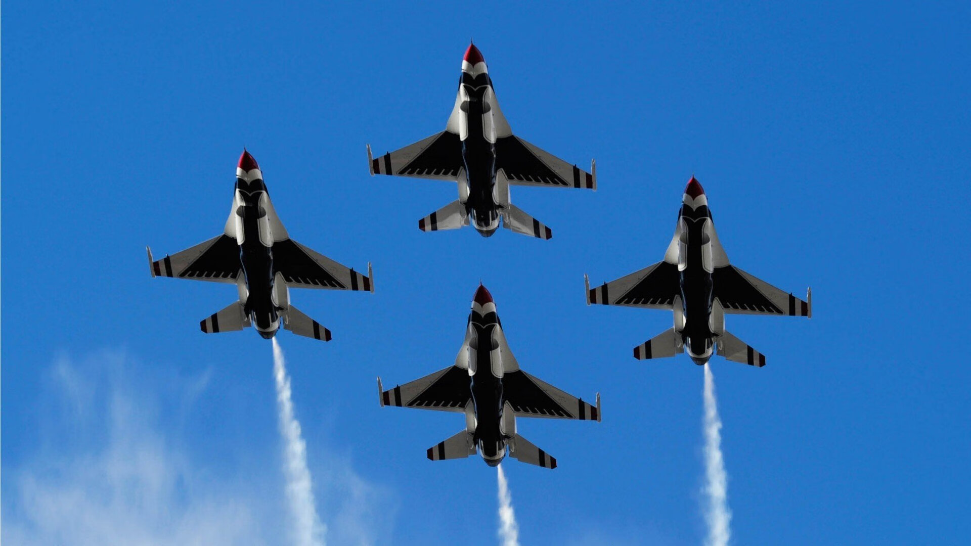 当辽宁队跨越大洋决战雷霆时,德文·布克在伊斯坦布尔按下秒表