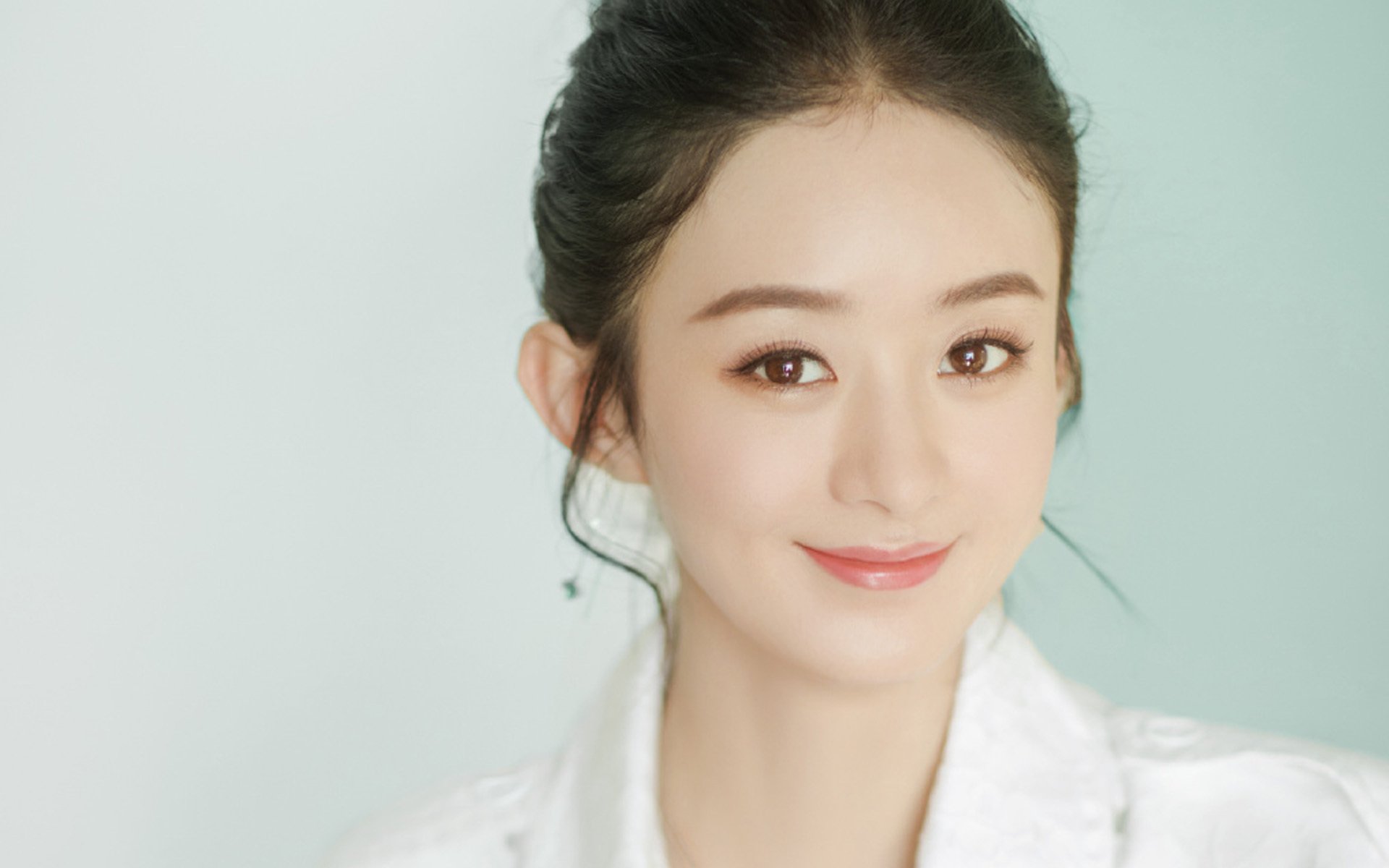 尤文惊险淘汰几内亚,奥纳纳主宰世界排名关键战